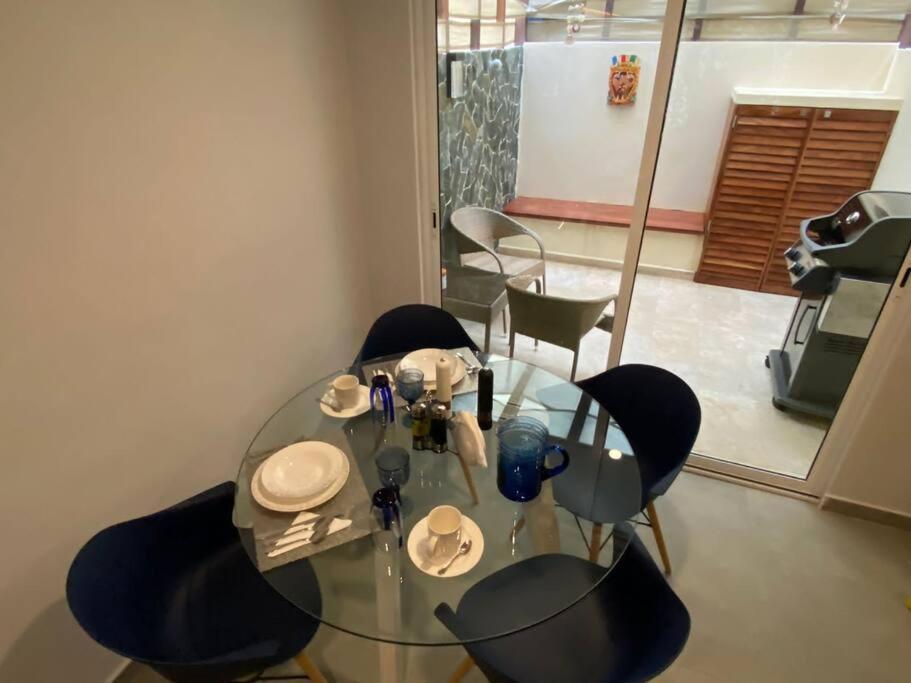 Gorgeous Duplex Mamitas Jacuzzi 3bd Lock-out Apartamento Playa del Carmen