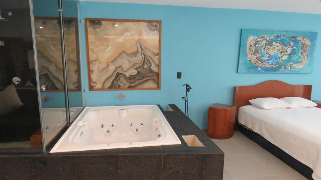 Apartamento Gorgeous Duplex Mamitas Jacuzzi 3bd Lock-out Playa del Carmen